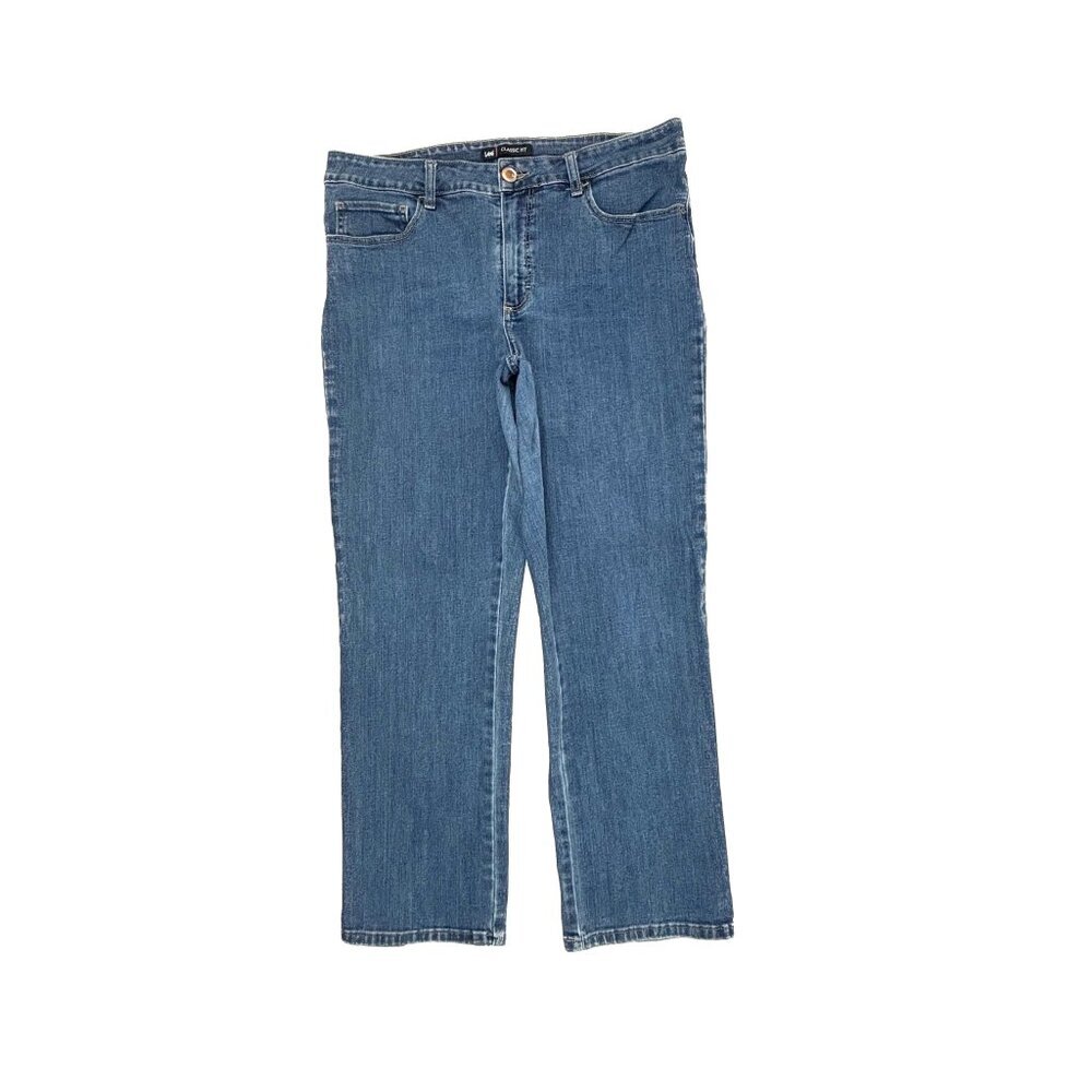 Lee Classic Fit Women's size 14P‎ Medium Wash Blue Denim Jeans